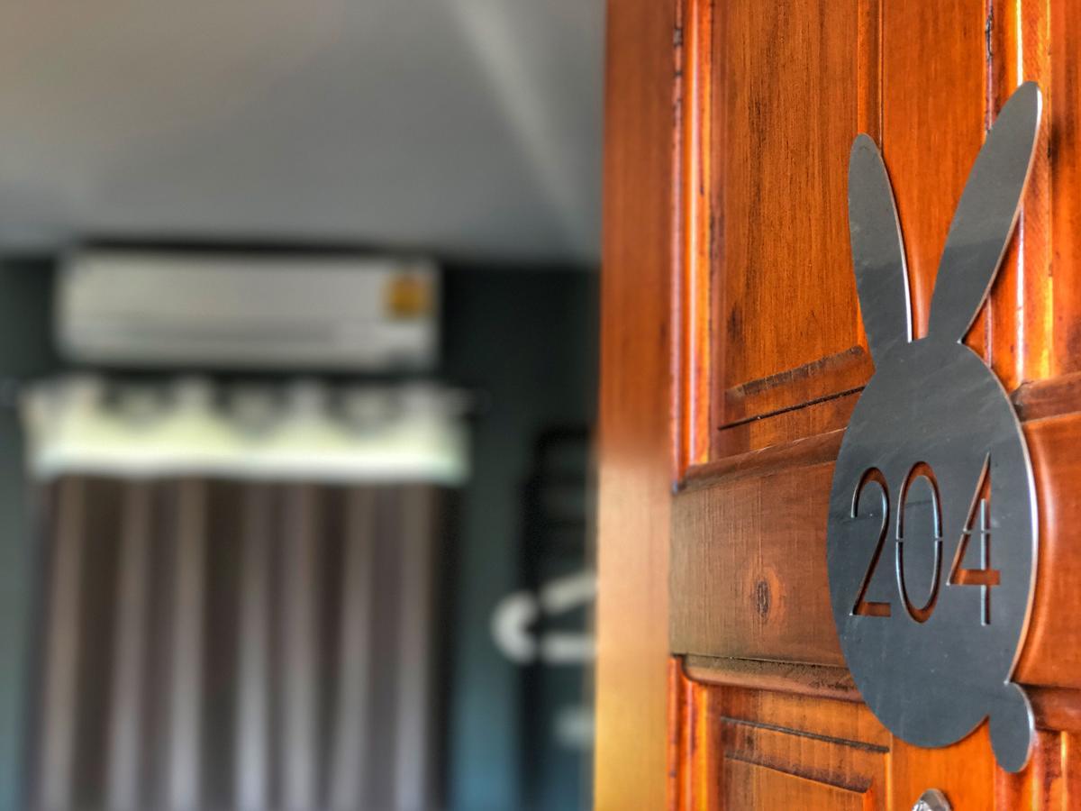 The Rabbit House Hotell Thong Pha Phum Eksteriør bilde