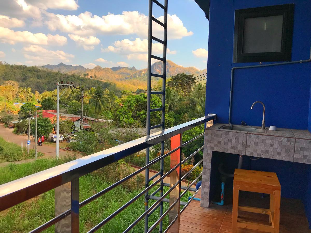 The Rabbit House Hotell Thong Pha Phum Eksteriør bilde